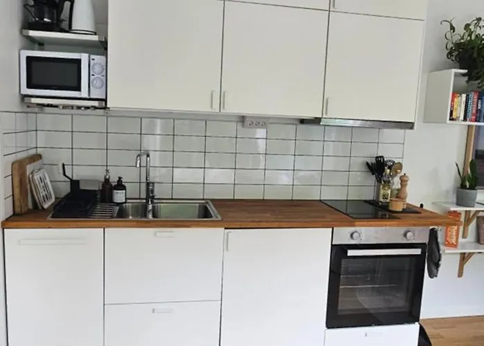 Tiny Grey House With Loft, 15 Min From City Center