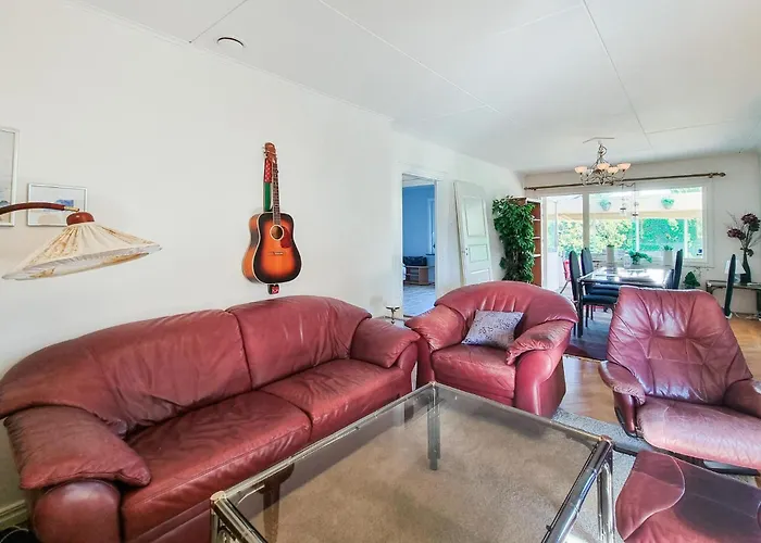 Lovely Home In Goeteborg With Kitchen