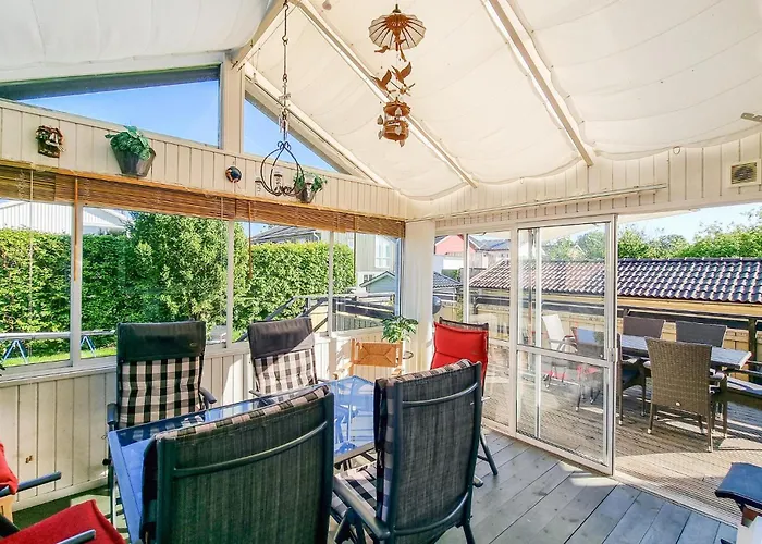 Lovely Home In Goeteborg With Kitchen